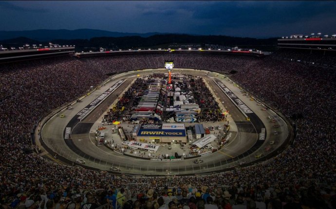 Bristol Motor Speedway | Tracks | NASCAR Nationwide Series