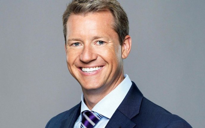 Fox Sports Host Rob Stone Talks USA-Mexico and Network s 2018